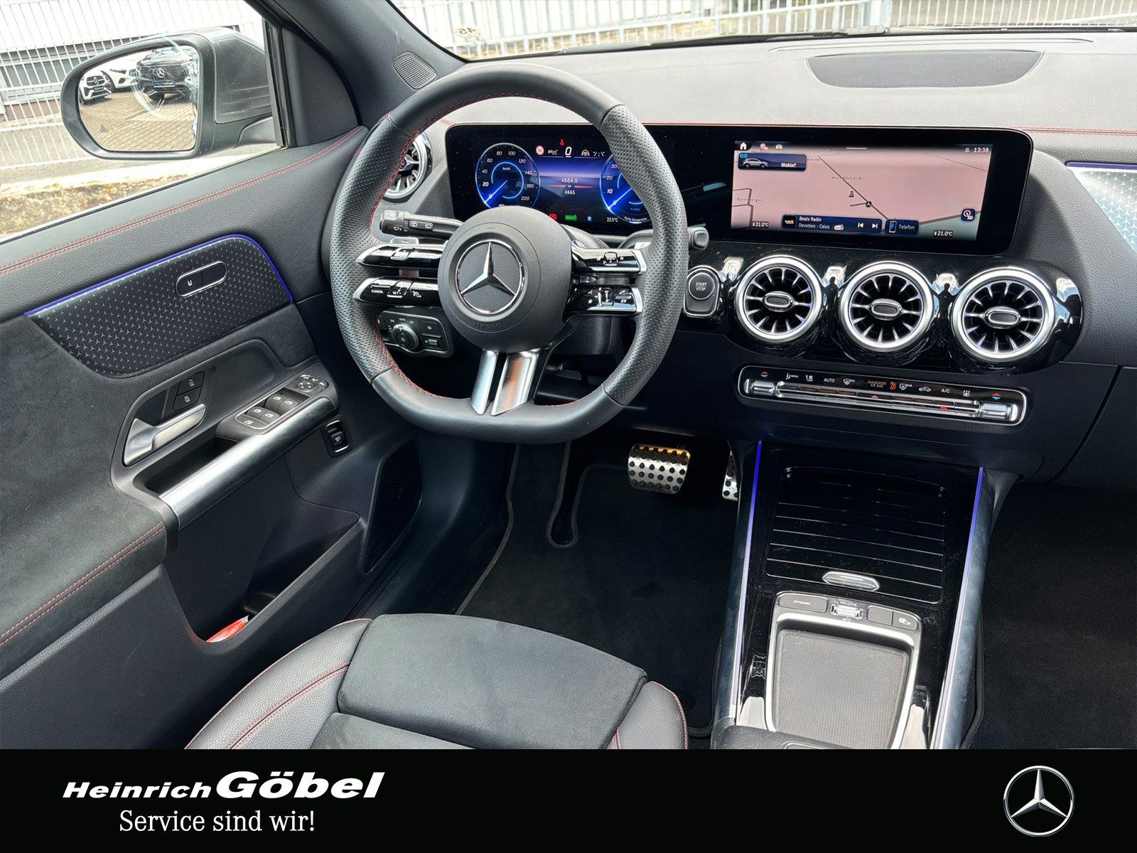 Fahrzeugabbildung Mercedes-Benz EQA 300 4M AMG*AHK*FAP*ADV-SOUND*360°KAM*AMBIENT