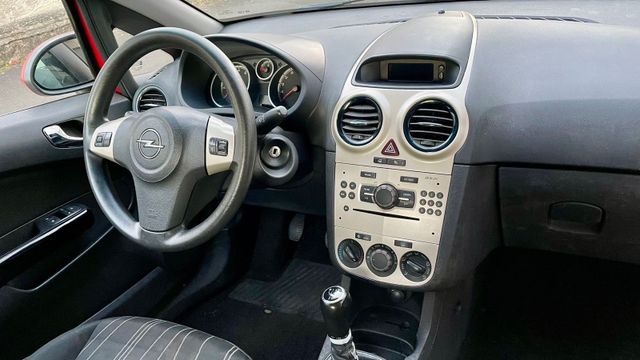 Opel Corsa D Winterauto mit TÜV und Klima