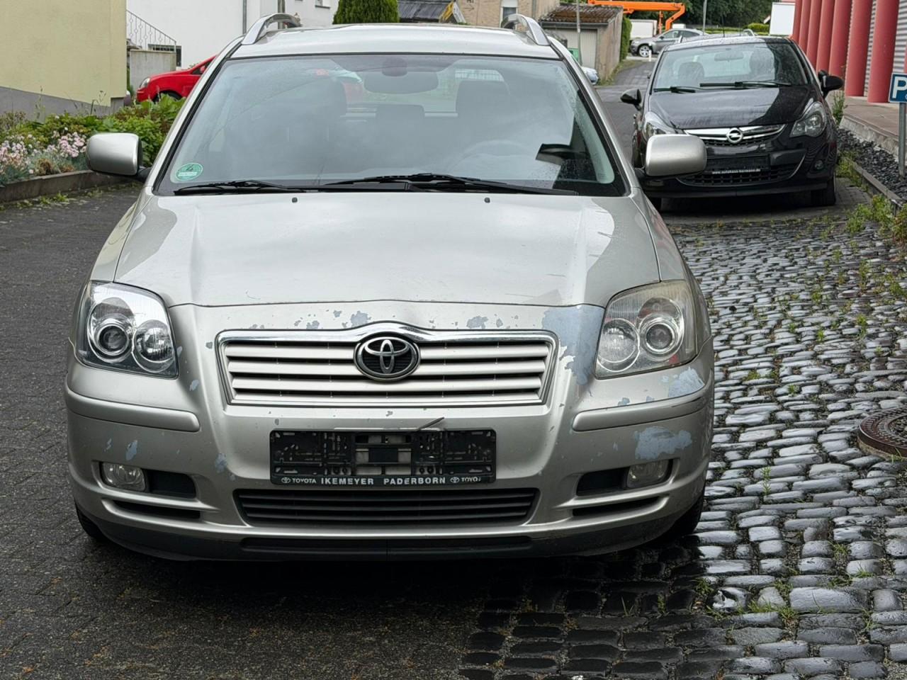 Toyota Avensis Kombi 2.0 Sol Klima Fenster el.