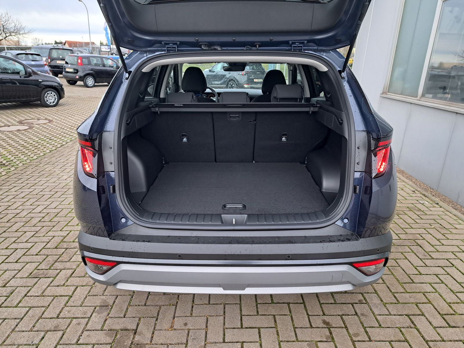 Fahrzeugabbildung Hyundai Tucson MY'2026 AUTOMATIK LED ACC NAVI ALU 18"