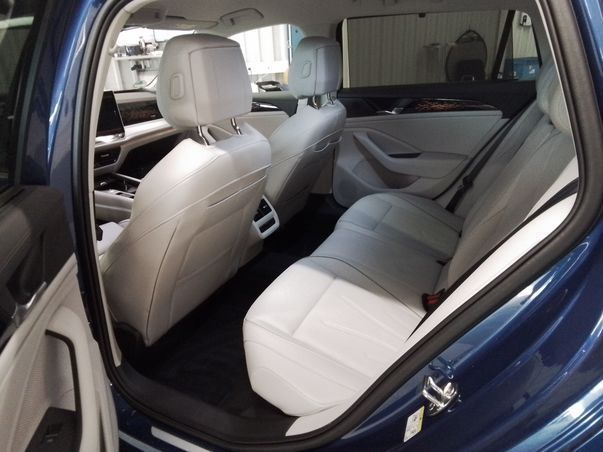 Volkswagen Passat Variant - Bild 7