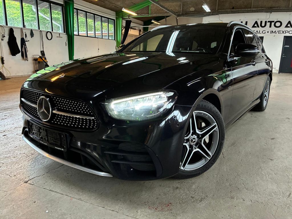 Image of Mercedes-Benz E 300