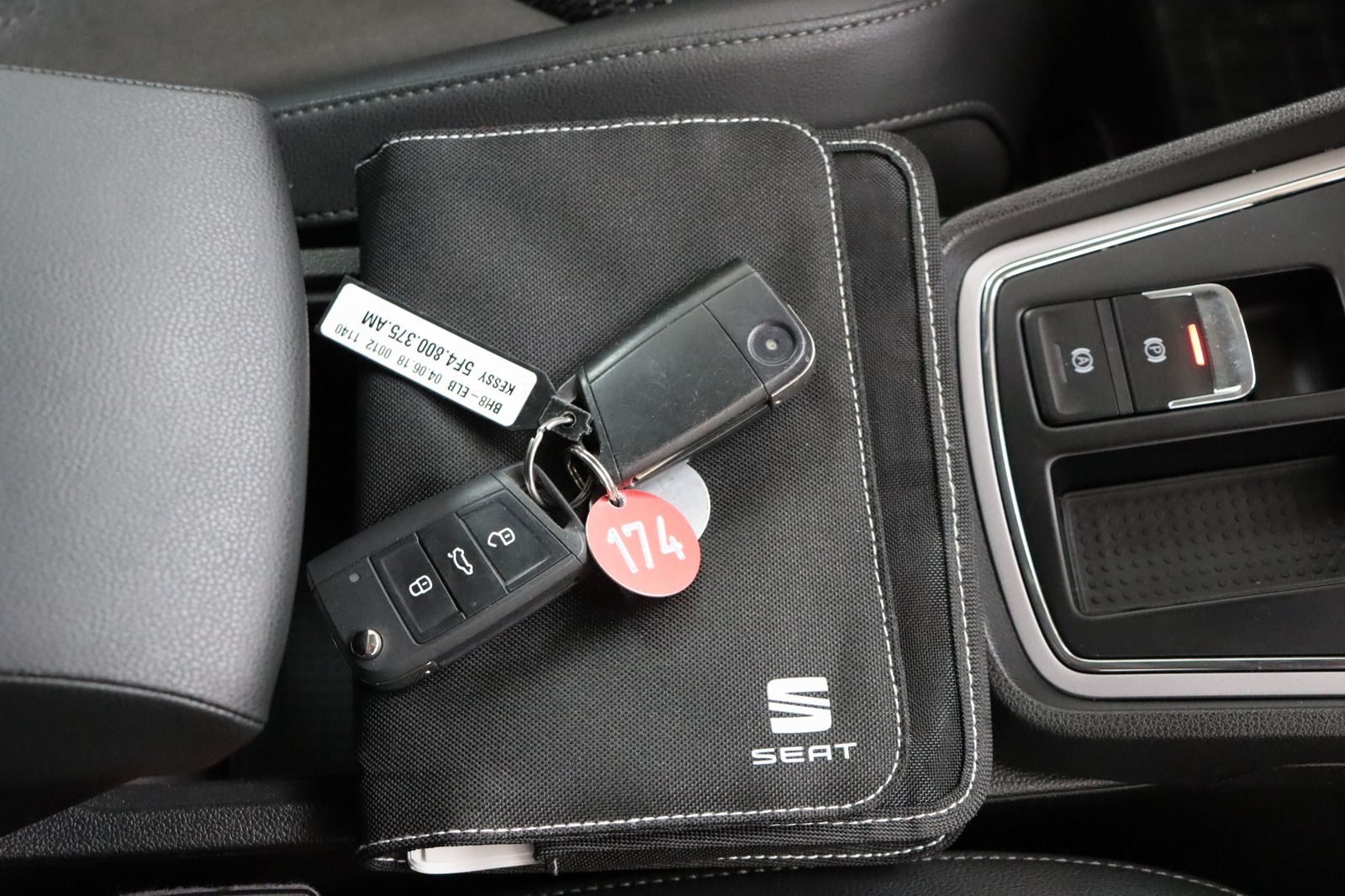 Fahrzeugabbildung SEAT Leon ST 1.4 TSI Xcellence