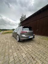 Volkswagen Golf R 2.0 TSI DSG 4MOTION 520PS - Volkswagen Golf: R Ps