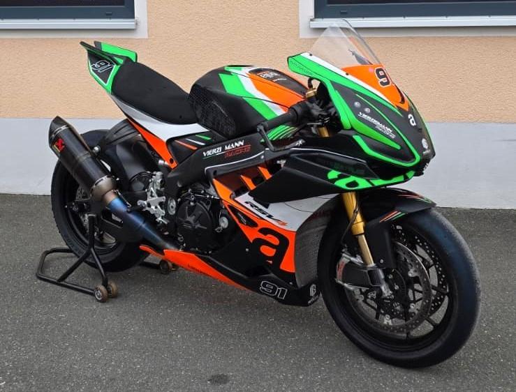 Aprilia RSV4 Factory E5 Rennumbau