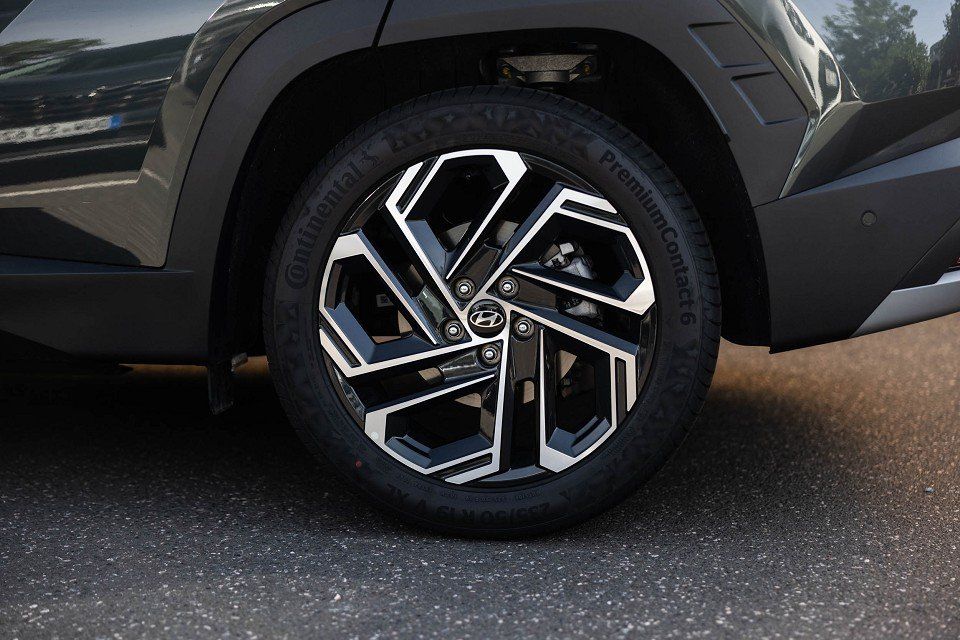 Fahrzeugabbildung Hyundai TUCSON 1.6T 160PS 48V DCT PRIME Assi ECS Pano
