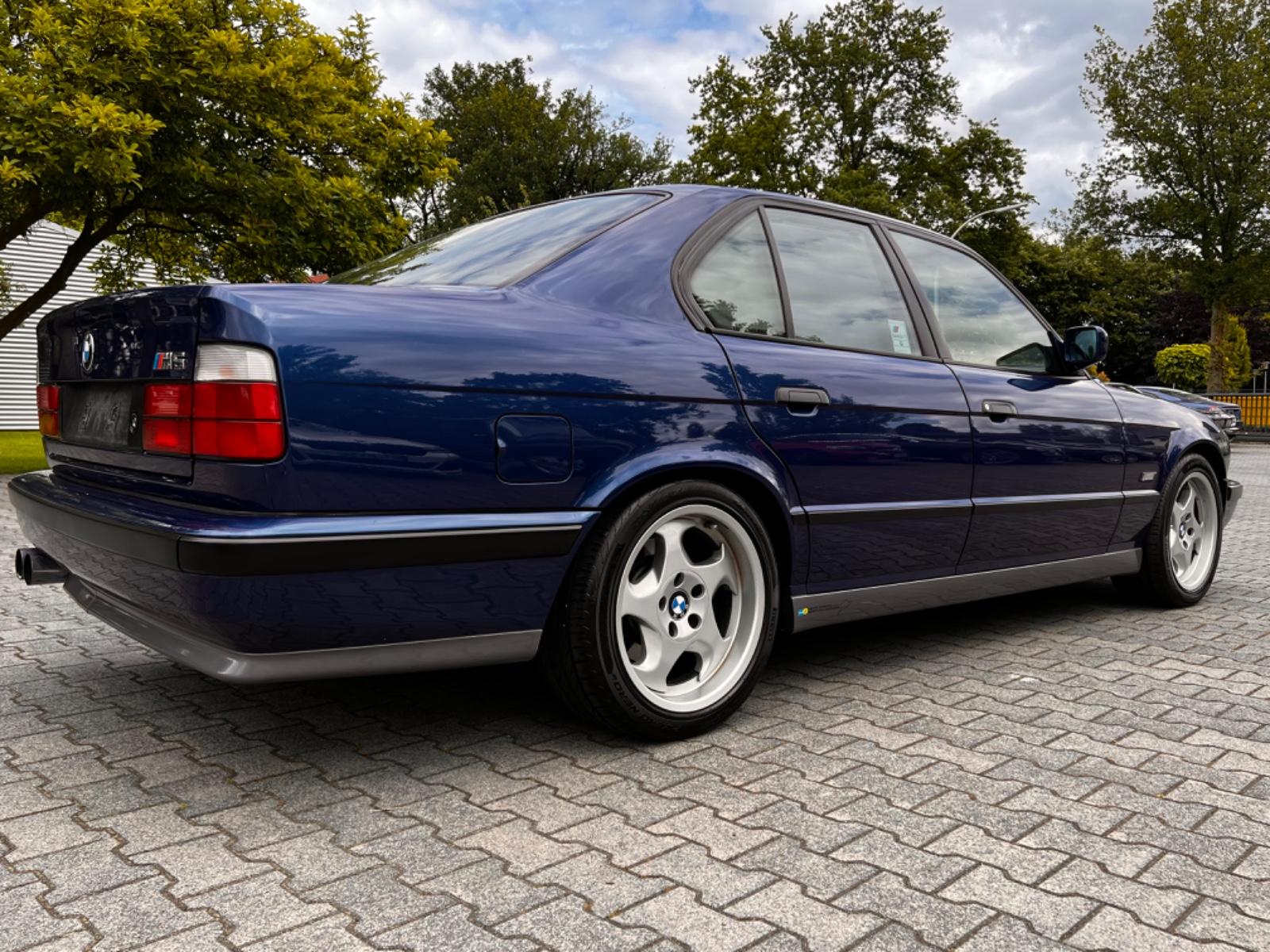 BMW E 34 M 5 Limousine. Deutsch, Nürburgringpaket