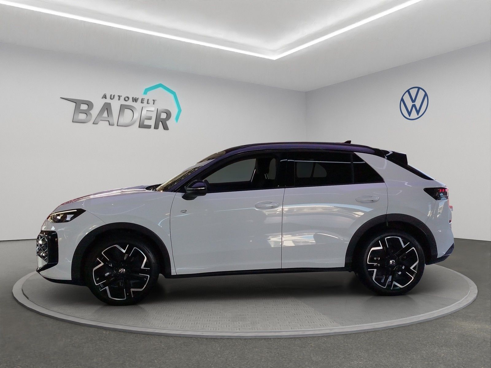Volkswagen T-Roc R-Line 1.5 l eTSI OPF 110 kW imagem 3