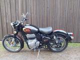 Royal Enfield Classic 350 - ROYAL ENFIELD CLASSIC 350