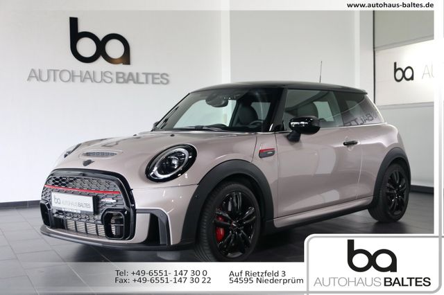 MINI JCW 17"/Pano/Park/HuD/Navi/LED/Kam/Black