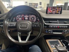 AUDI Q7 3.0 TDI quattro /ACC/Matrix/Panorama AUDI Q7 3.0 TDI quattro /ACC/Matrix/Panorama