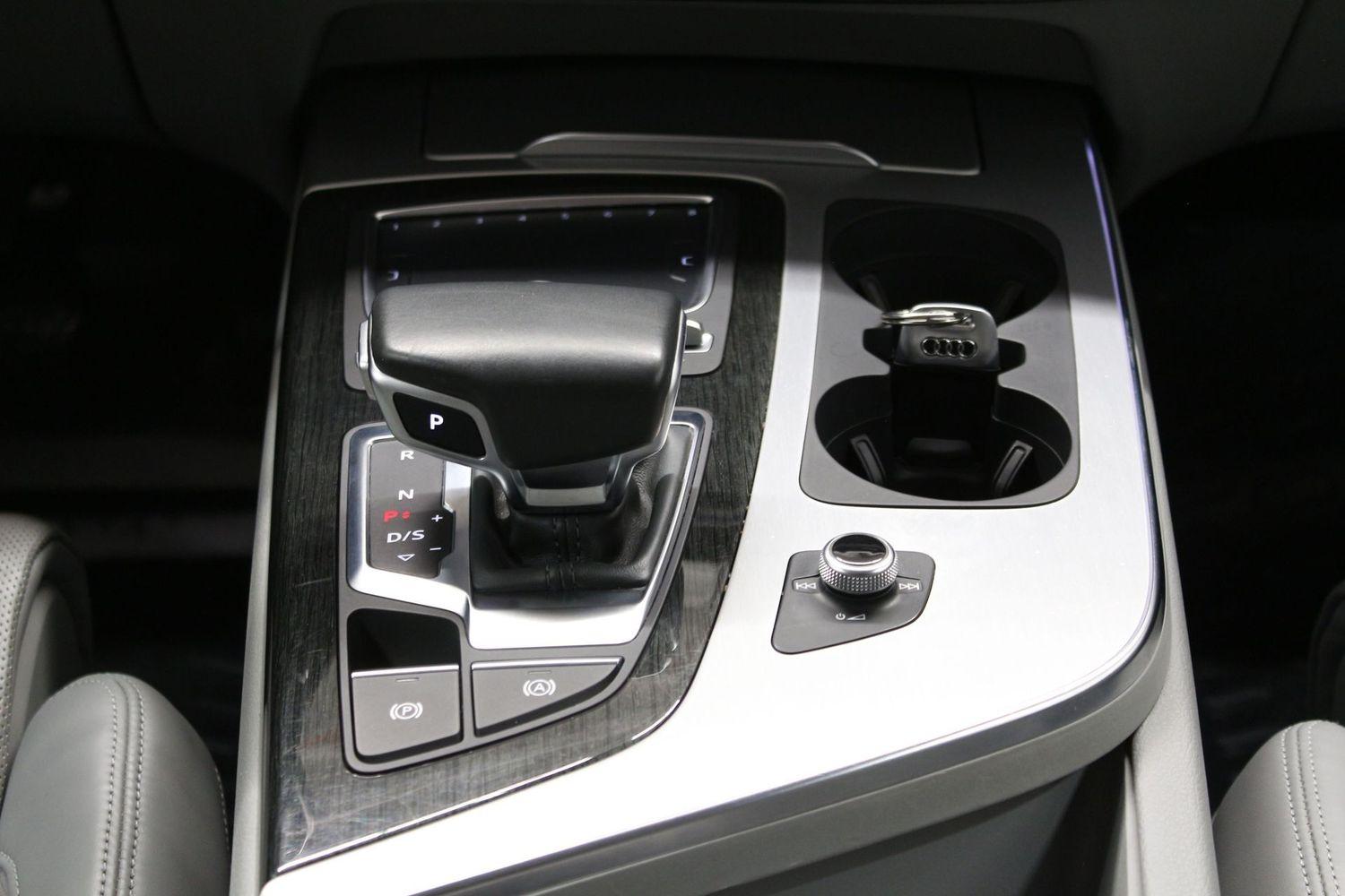 Audi Q7 3.0 TDI quattro S-Line Matrix HUD Bose