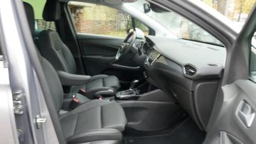 Fahrzeugabbildung Opel Crossland (X), Navi, LED, Leder, Kamera