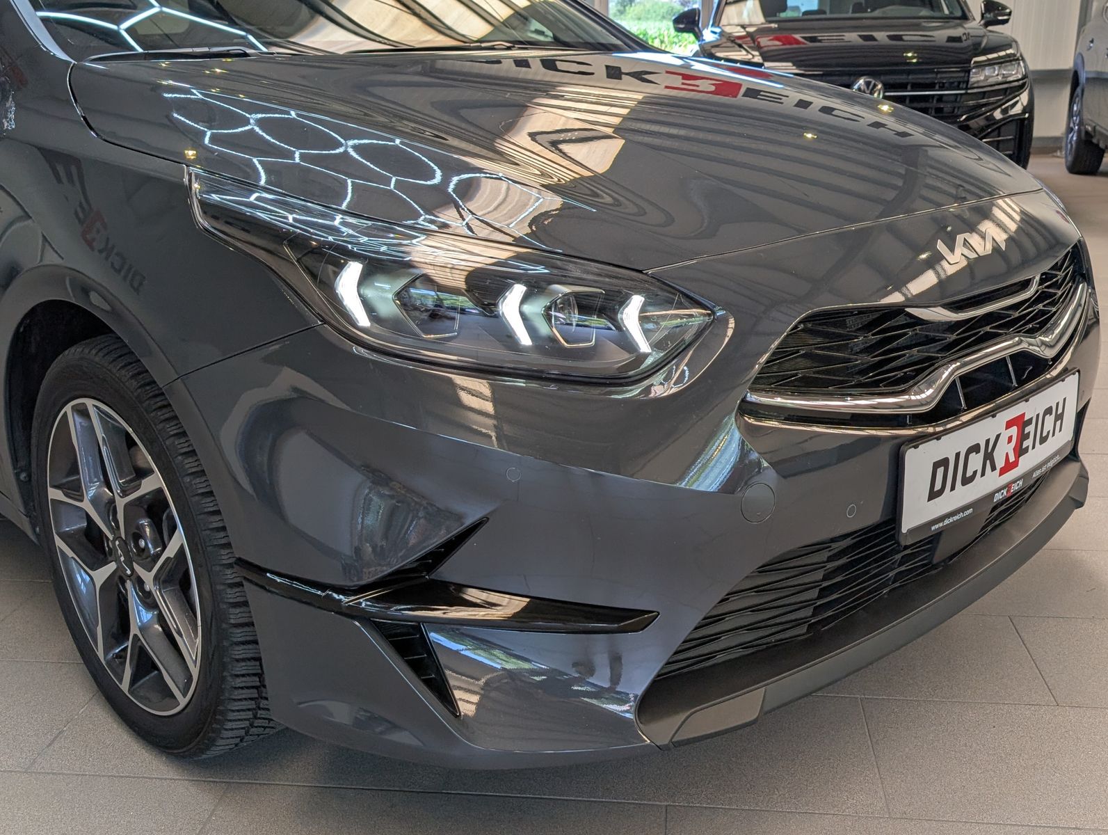 Fahrzeugabbildung Kia cee'd Sportswagon 1.5 DCT Ultimate LED CAM ACC