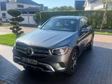 Mercedes-Benz GLC 220 d 4MATIC Autom. - - gebrauchte Mercedes-Benz GLC 220 aus dem Jahr 2019