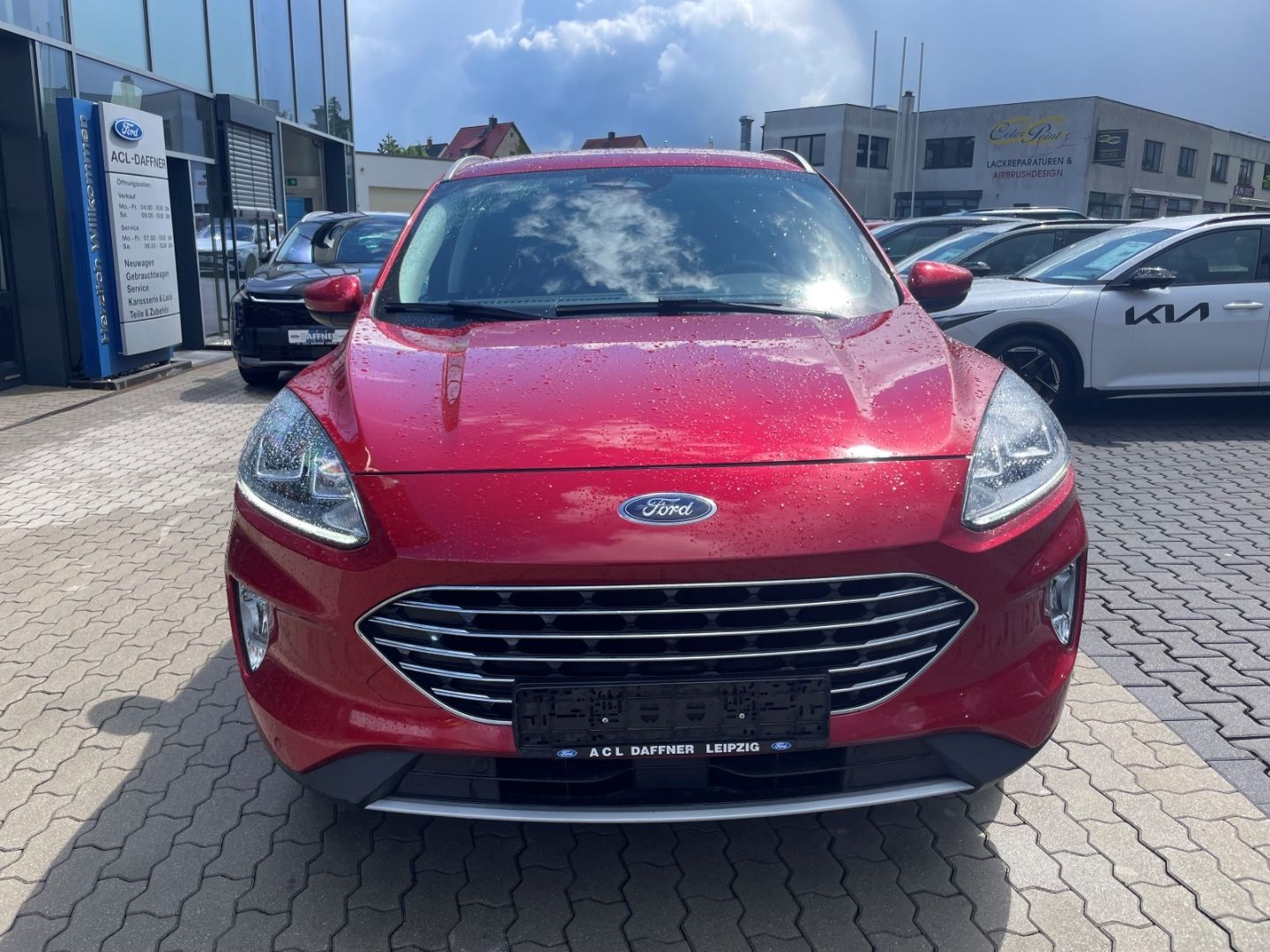 Fahrzeugabbildung Ford Kuga Titanium Spurhalteass Winterpaket Kamera