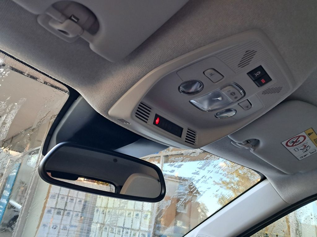 CITROEN ë-C3 MAX Allwetter Kamera MirrorLink Lenkradheiz - Bild 19