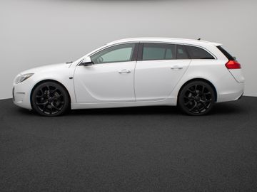 Opel Insignia - 11