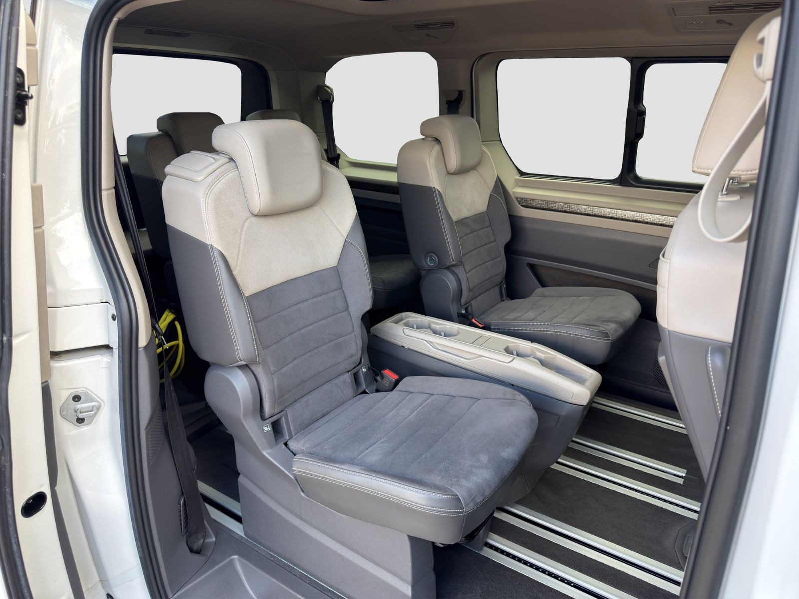 Volkswagen T7 Multivan Life 1.4Hyb MARTX 6-Sitze Pano Trave foto 16