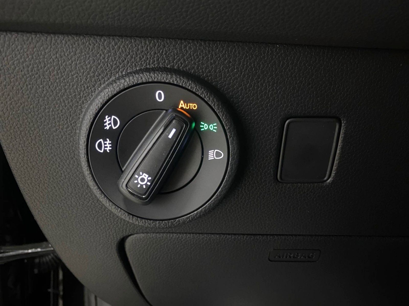 Fahrzeugabbildung CUPRA Ateca 2.0 TSI 4Drive DSG+NAVI+2030 Garantie+ACC+