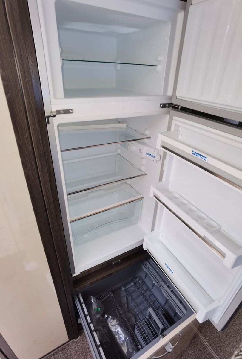Fahrzeugabbildung Phoenix Top-Alkoven 8800 BML *SommerSale*