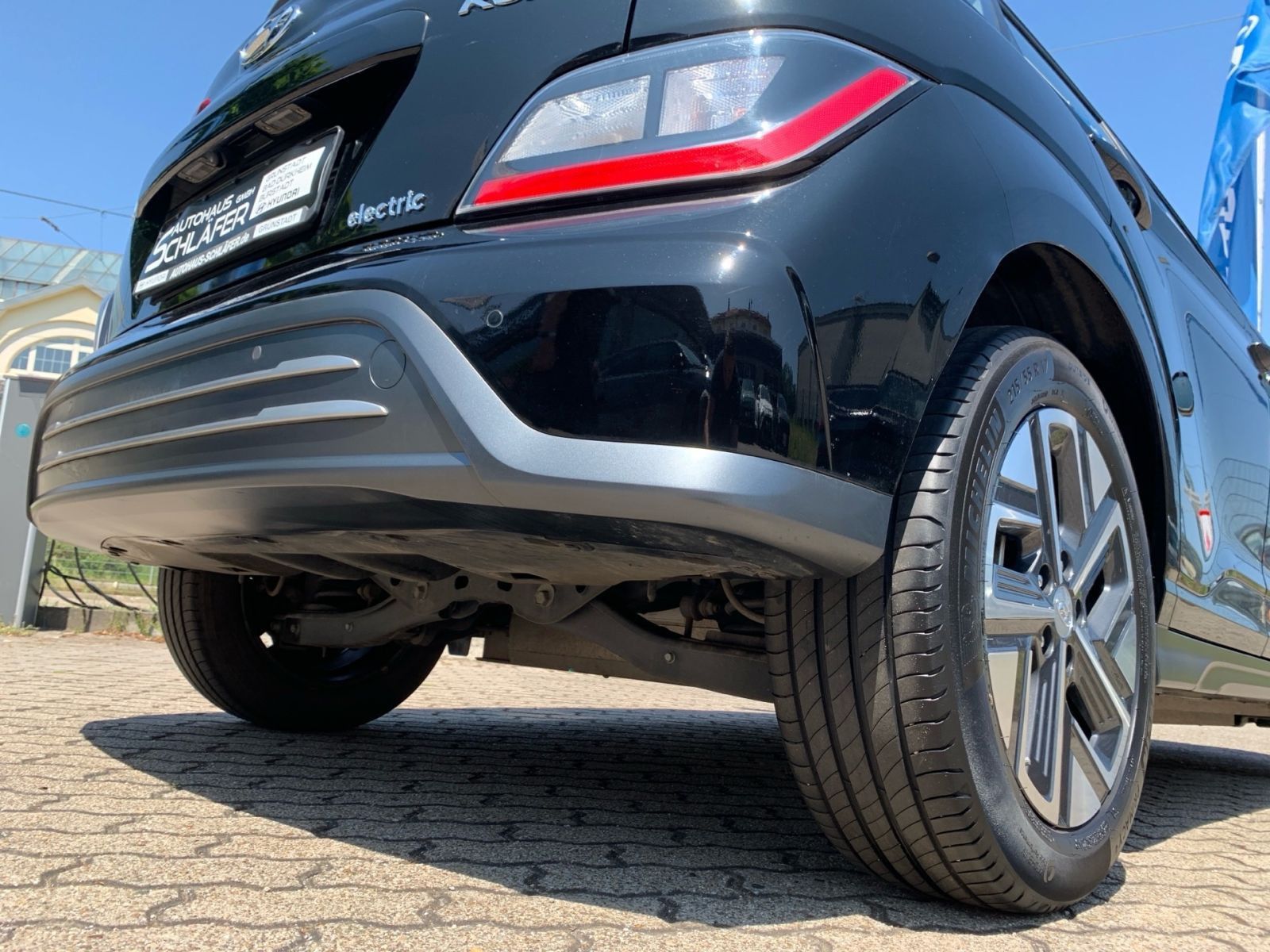 Fahrzeugabbildung Hyundai KONA Select Elektro 11kW OBC Kamera Sitzheizung