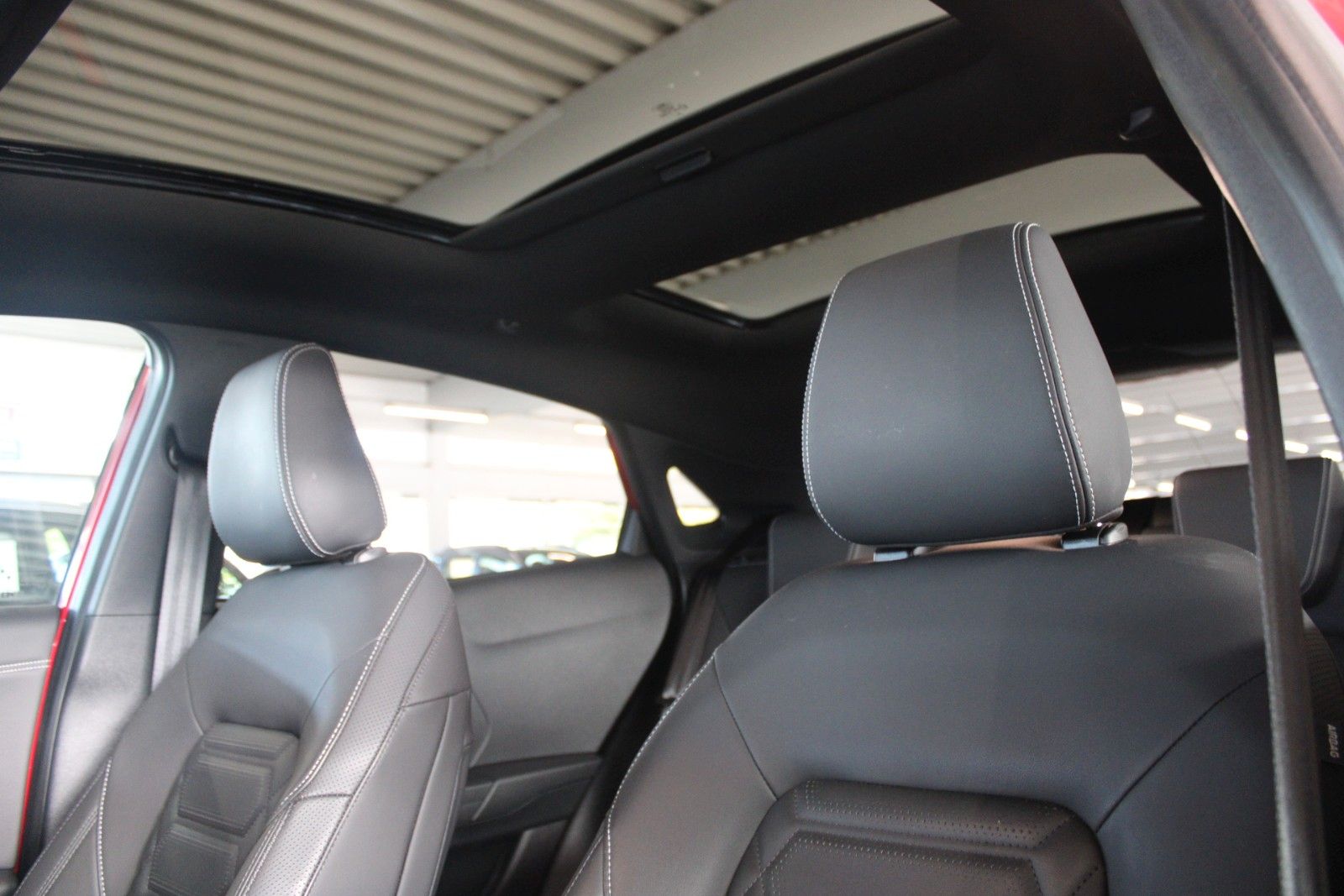 Fahrzeugabbildung Ford Puma ST-Line Vignale Aut. Bi-LED B&O PANO LEDER