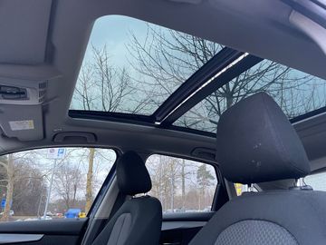 BMW 218 Active Tourer - 12