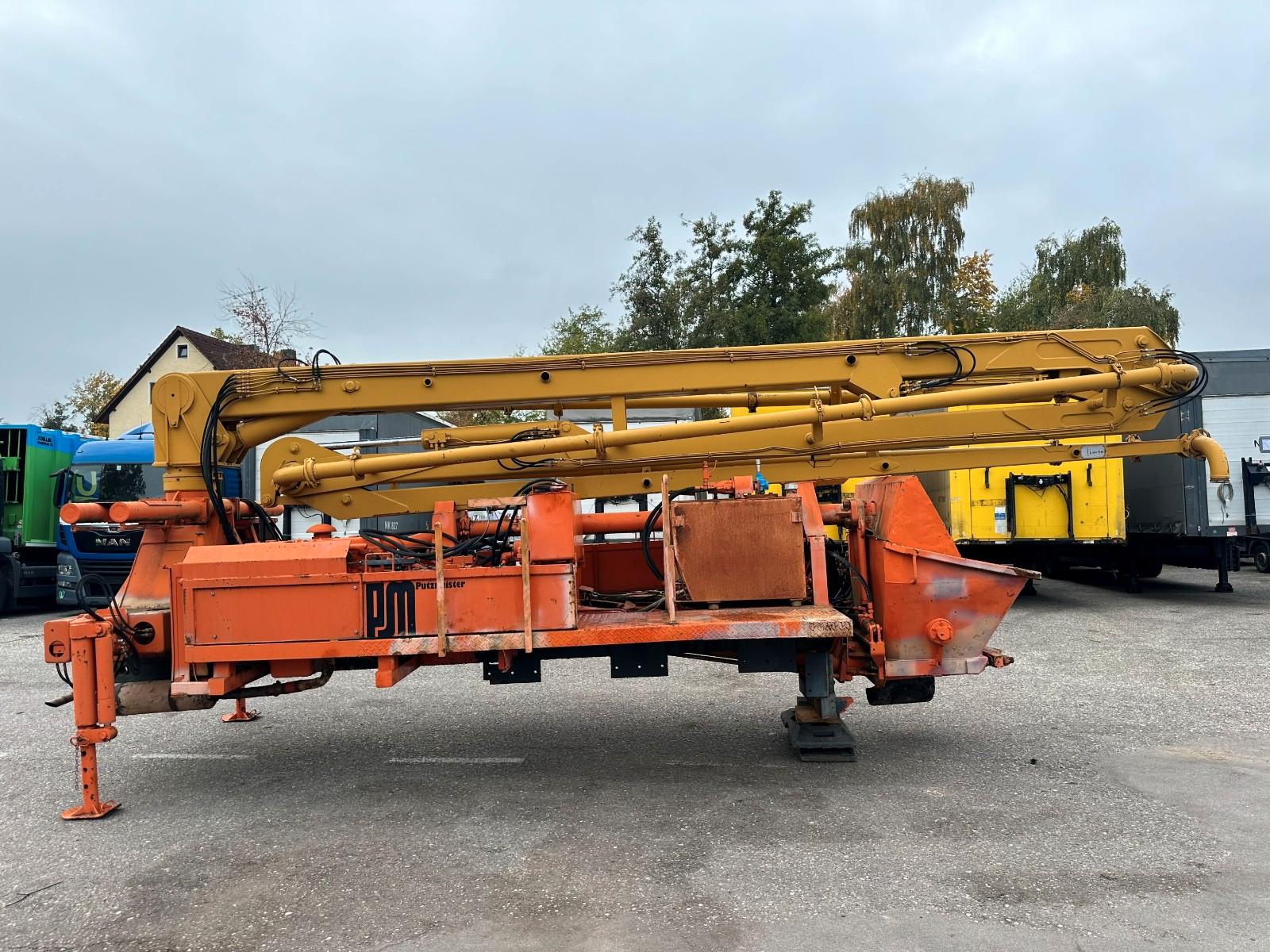 Mercedes-Benz PUTZMEISTER HM25 AZ24/100  FUNK 1206 STUNDEN