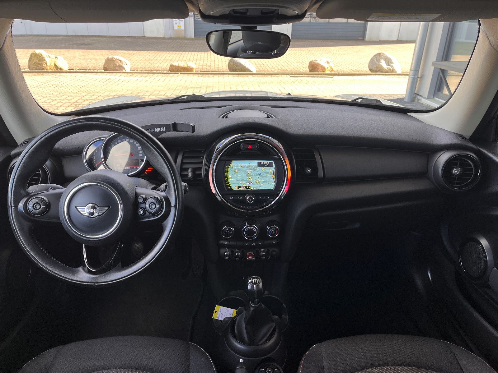 Fahrzeugabbildung MINI ONE Mini 3-trg. 1.5 D