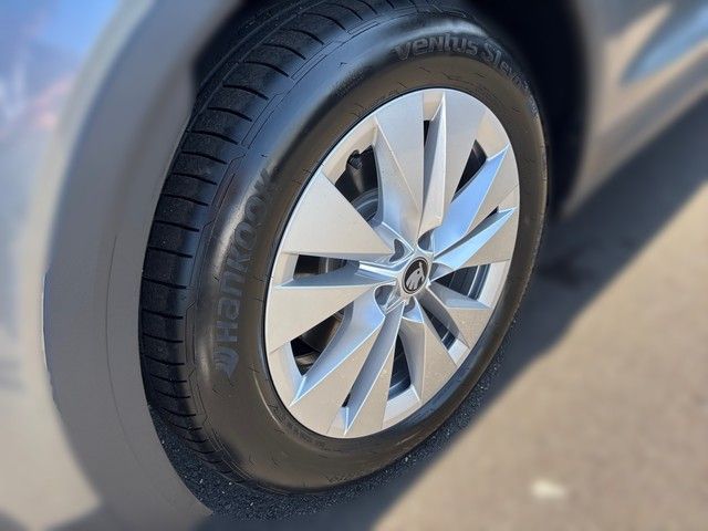 Fahrzeugabbildung SKODA Elroq 50 Tour Loft +AHK+SHZ+NAVI+RFK+PDC+LED+