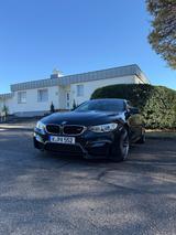 BMW M4 Coupé M4 Handschalter Carbondach  - BMW M4 in Köln