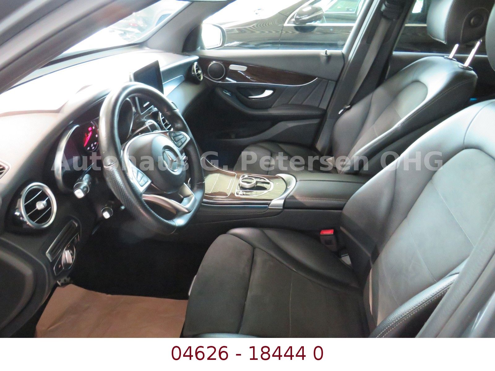 Fahrzeugabbildung Mercedes-Benz GLC 220 d 4M*Toten*AHK*LED ILS*AMG*Kamera*Panora