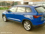 Skoda Karoq 1.5 TSI Ambition - : Blau, Müdigkeitswarner, mit Klimaanlage
