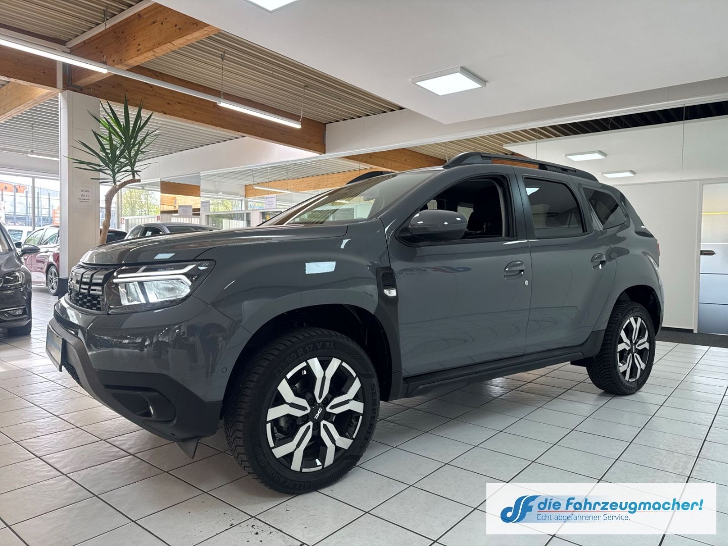 Fahrzeugabbildung Dacia Duster II Journey Navi 360 Kamera Klimaautom SHZ