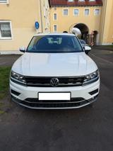 Volkswagen Tiguan HIGHLINE 2.0 TDI 110KW DSG AHK LED ACC