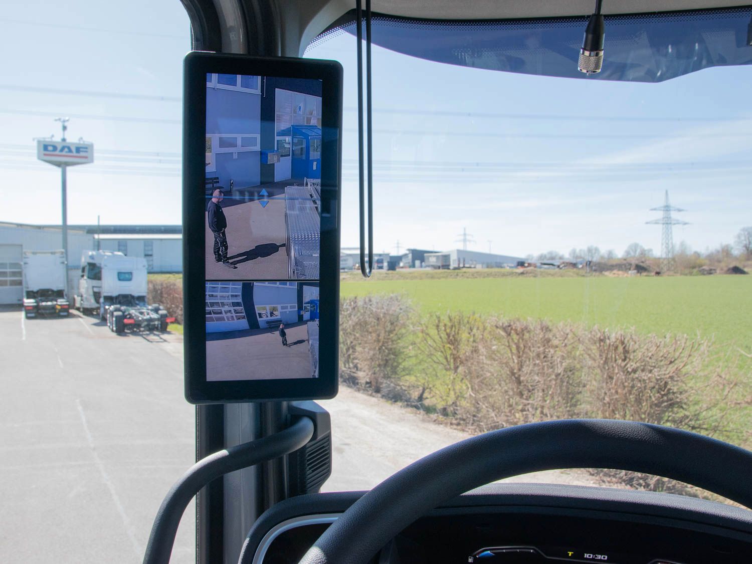 Fahrzeugabbildung DAF XF 530 FAW mit VDL Abrollkipper