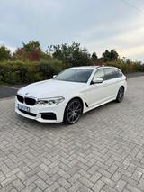 BMW 5er (G31) 540i xD M-Sport /TÜV neu/HUD/Schec - BMW 540 in Gelsenkirchen