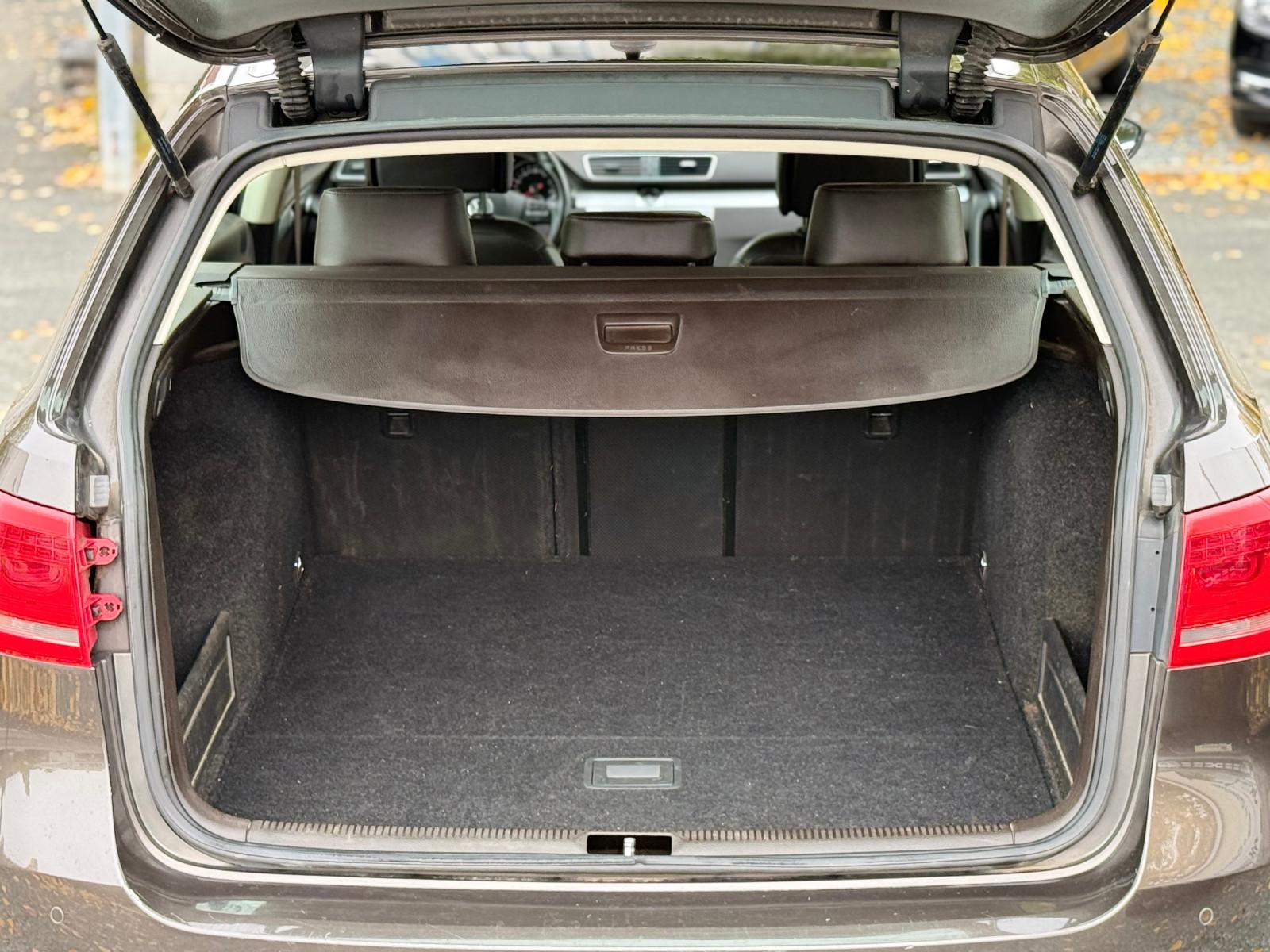 Volkswagen Passat 2012 — photo 13