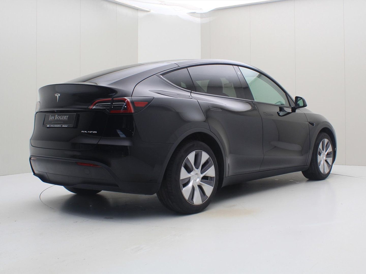 Tesla Model Y Long Range AWD 75kWh 351pk 96% SoH [ AMD imagem 3
