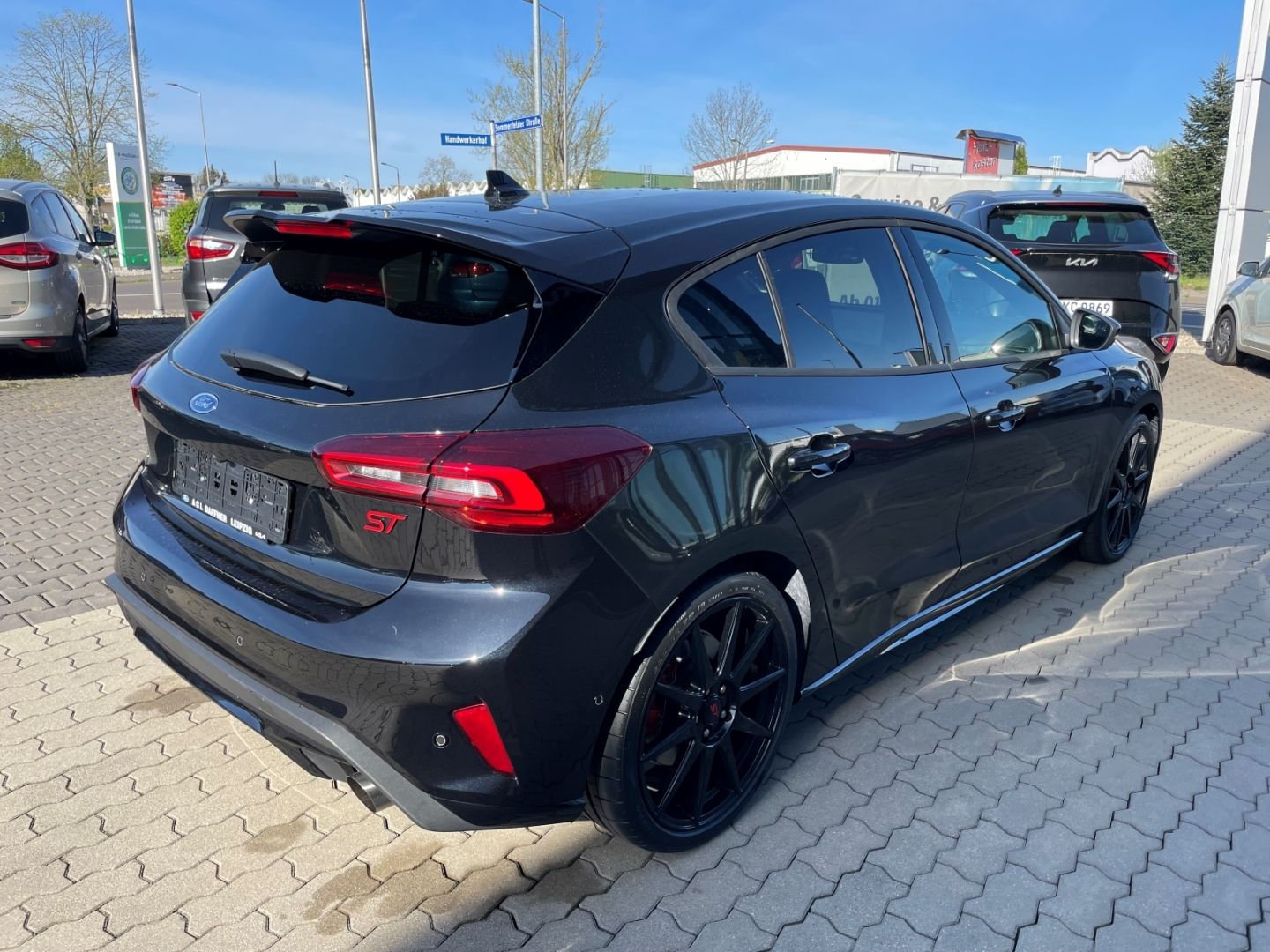 Fahrzeugabbildung Ford Focus ST X totWinkAss LED HeadUpDispl Kamera
