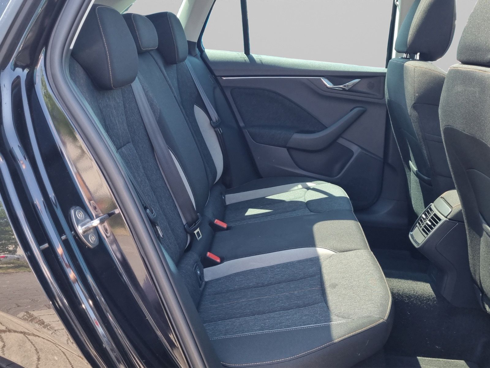 Fahrzeugabbildung SKODA Scala Style 1,0 TSI Pano PDC GRA