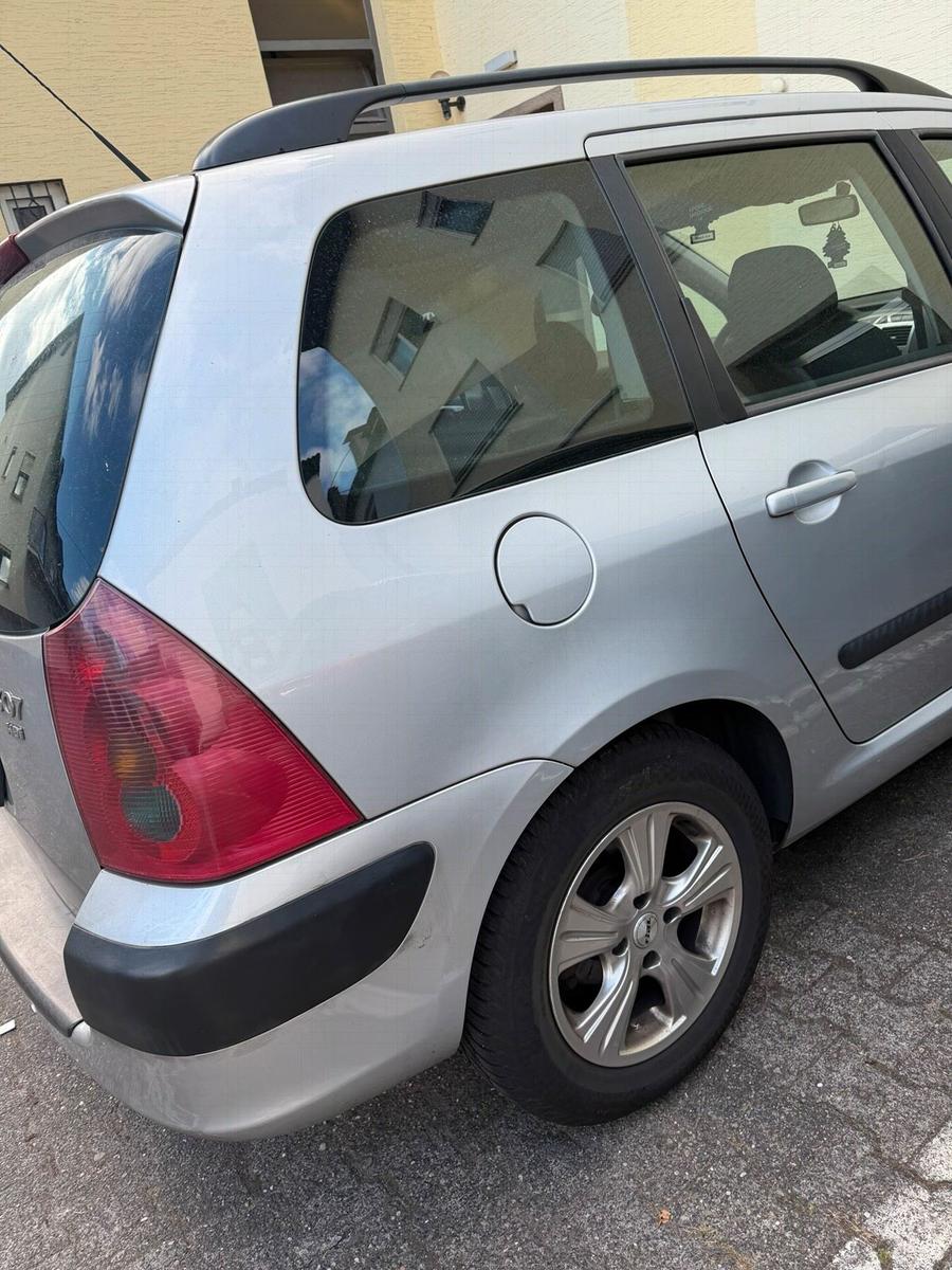 Peugeot 307 2004 — photo 6