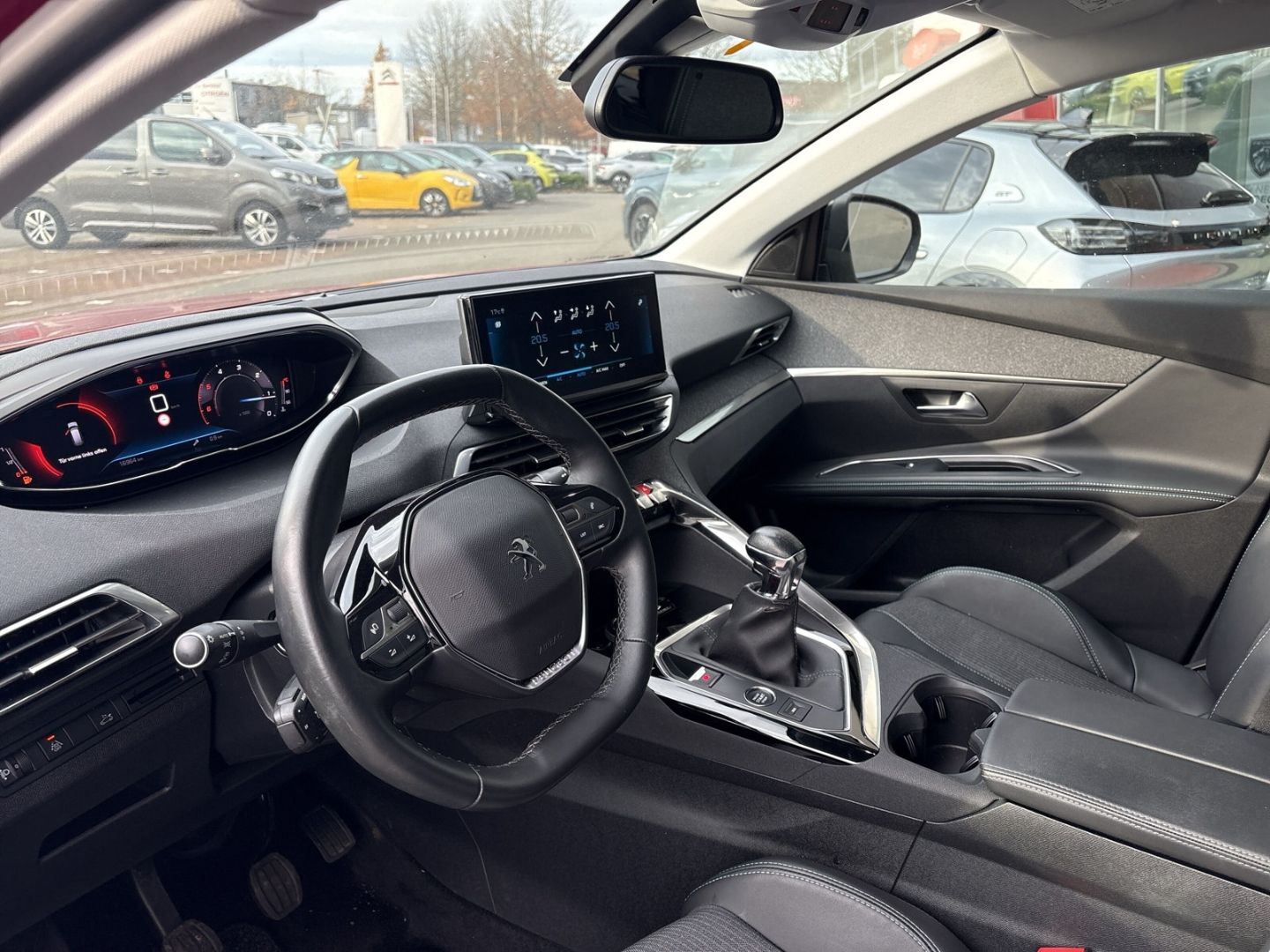Fahrzeugabbildung Peugeot 5008 Allure Pack BlueHDi 130 Navi  360 Kamera