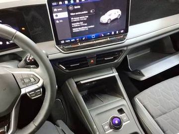 Volkswagen Tiguan - 4