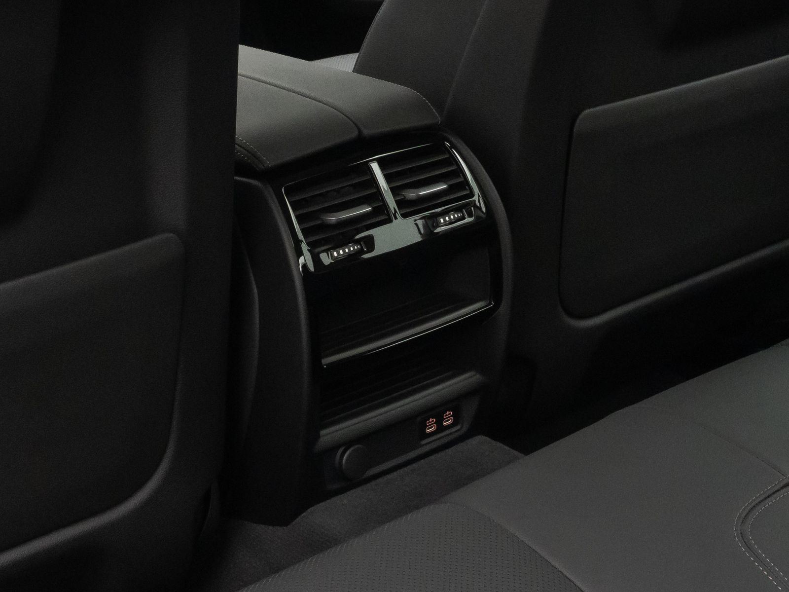 Fahrzeugabbildung BMW 530i DriveAss Alarm DAB Kamera CoickpitPro WLAN