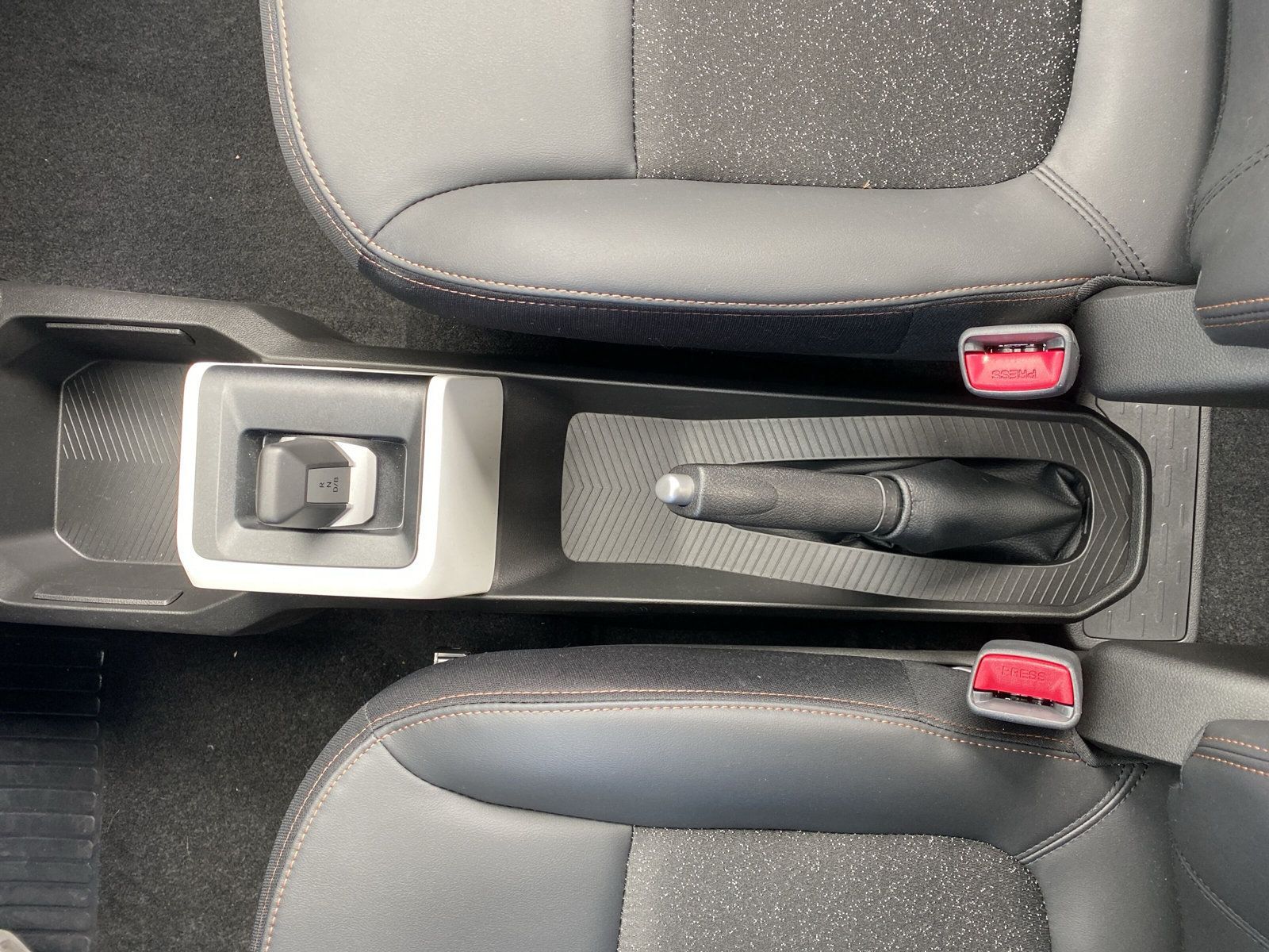 Dacia Spring - Bild 16