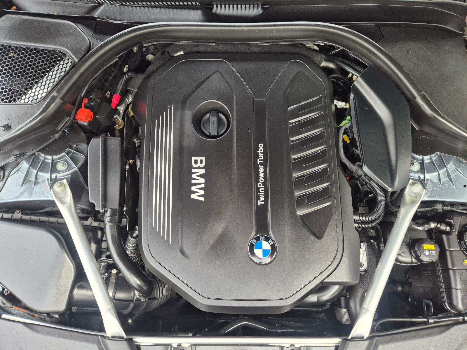 BMW 540i Luxury Line Head-Up Soft-Close Harman Kardo foto 11