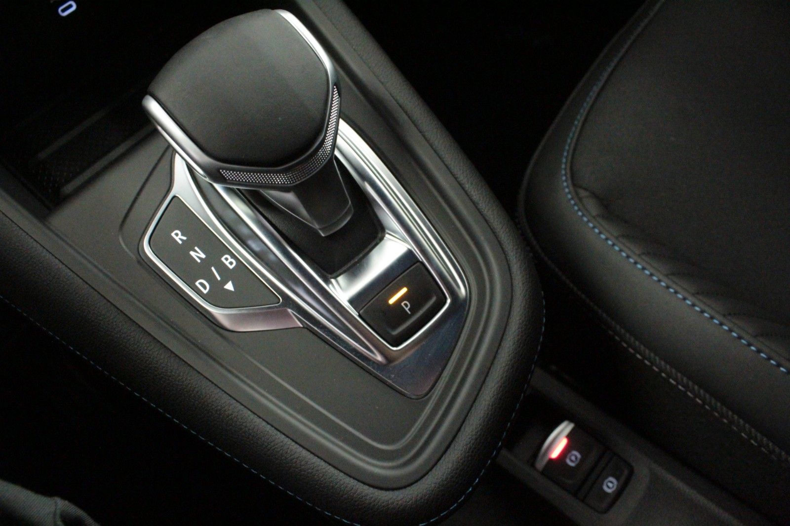 Fahrzeugabbildung Renault Symbioz Esprit Alpine -Tech Full Hybrid *Winterp