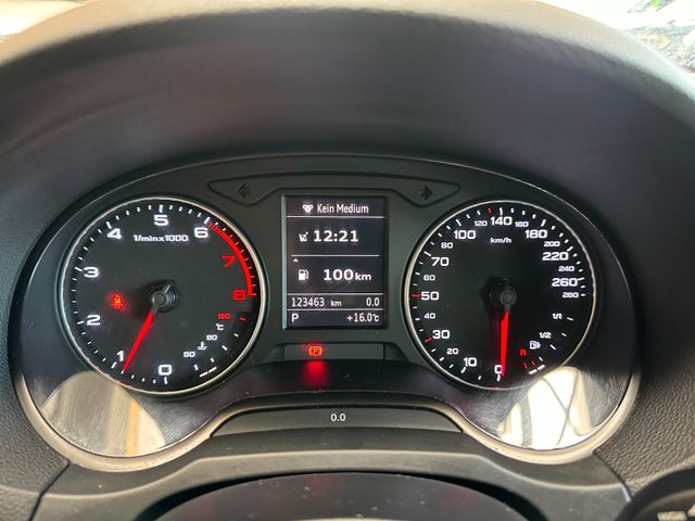 Audi A3 *Sportback*Tempo*Navi*AHK*Xenon*2-Zonen*